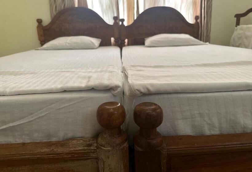 Отель N Joy Inn