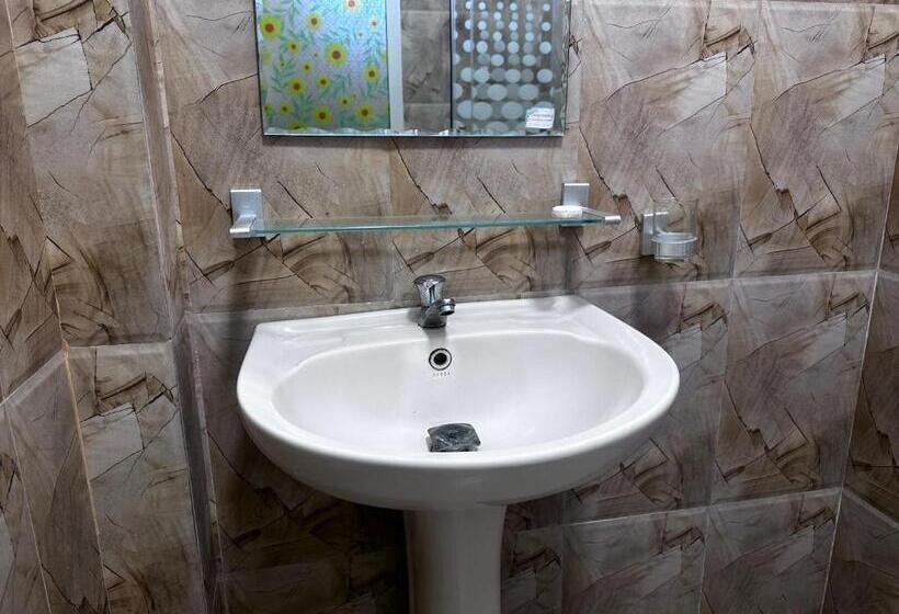 Отель N Joy Inn