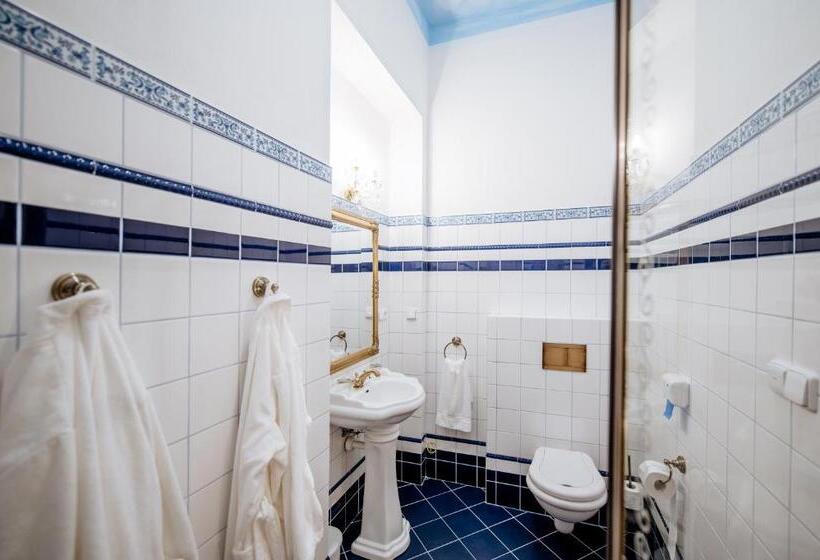 בית מלון כפרי Na Zámečku