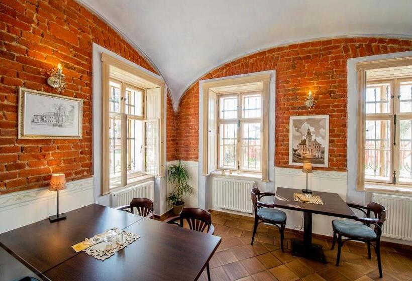 בית מלון כפרי Na Zámečku