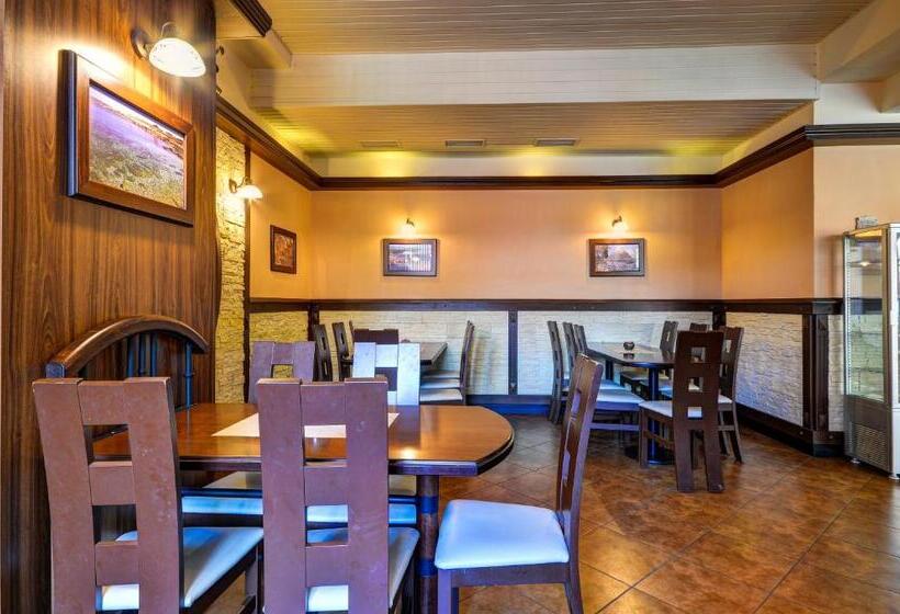 בית מלון כפרי Pizzeria Istria