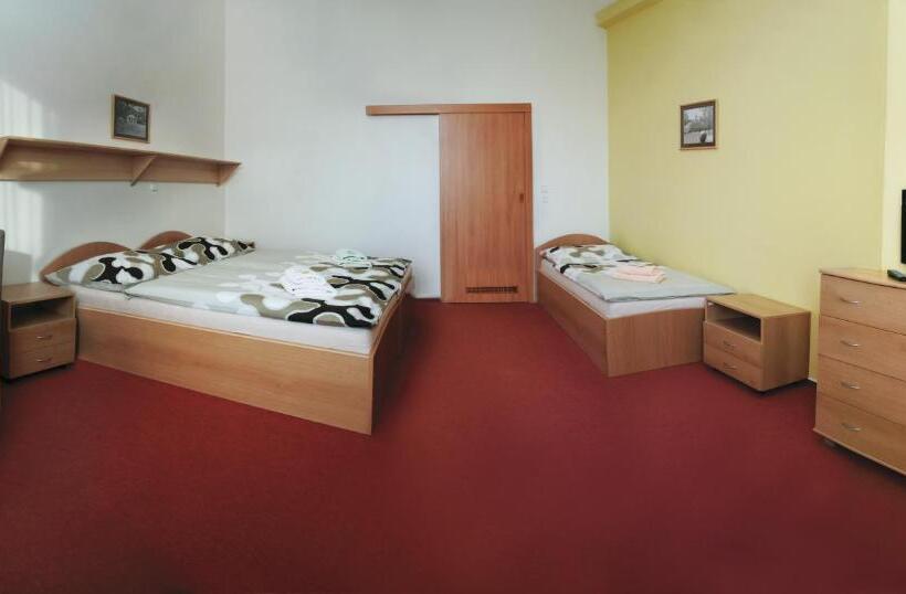 酒店 Sportaréna Teplice Příspěvková Organizace