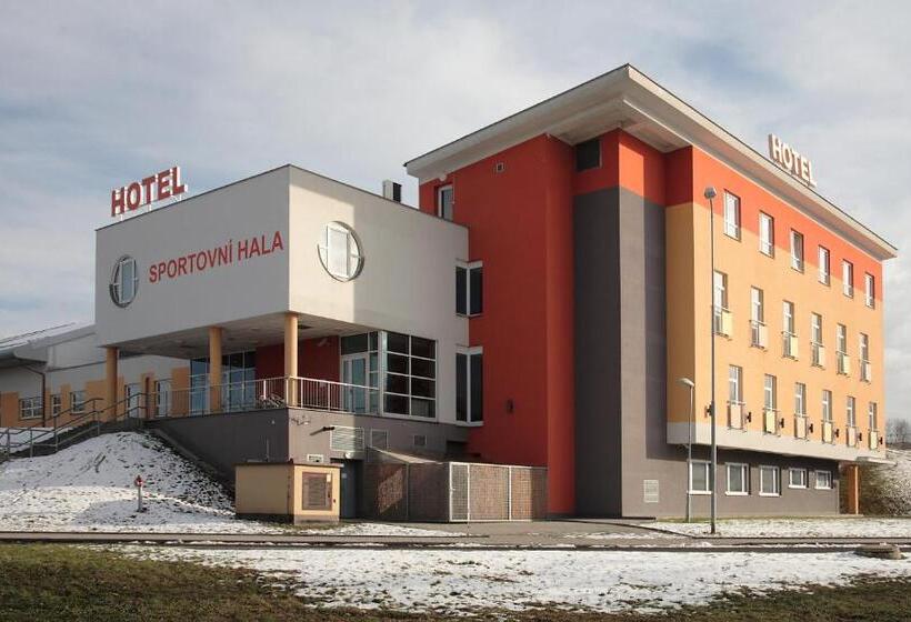 酒店 Sportaréna Teplice Příspěvková Organizace