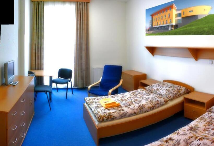 ホテル Sportaréna Teplice Příspěvková Organizace