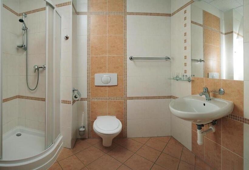 酒店 Sportaréna Teplice Příspěvková Organizace