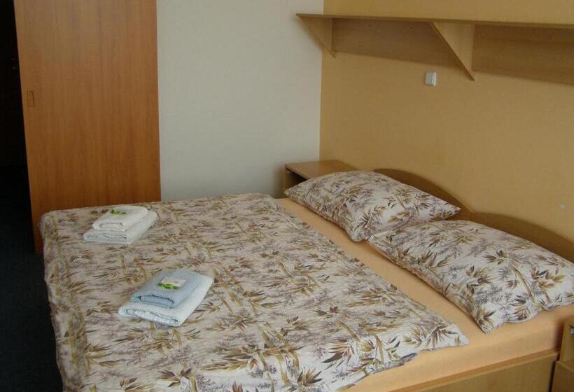 酒店 Sportaréna Teplice Příspěvková Organizace