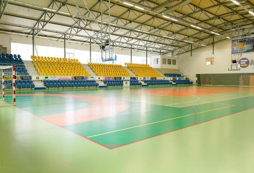酒店 Sportaréna Teplice Příspěvková Organizace
