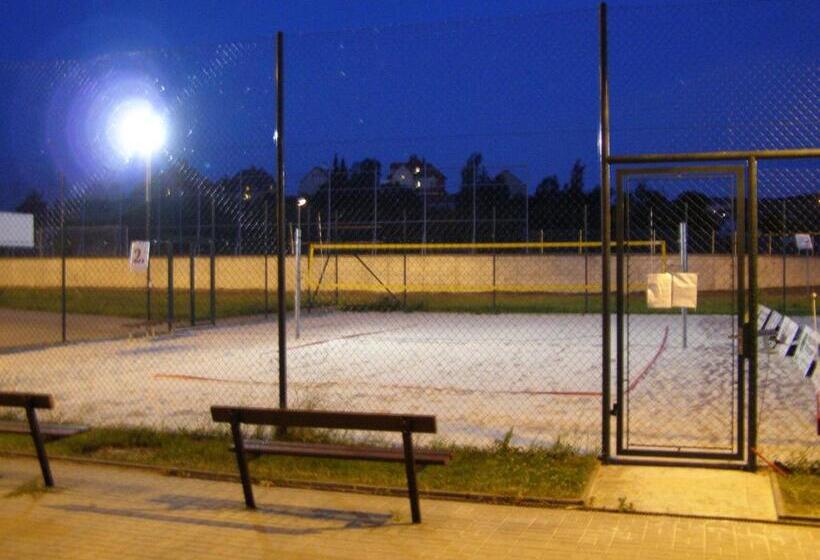 酒店 Sportaréna Teplice Příspěvková Organizace