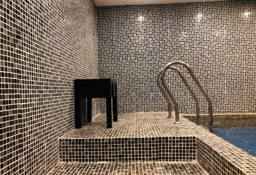 فندق Grand Tamarind Lake