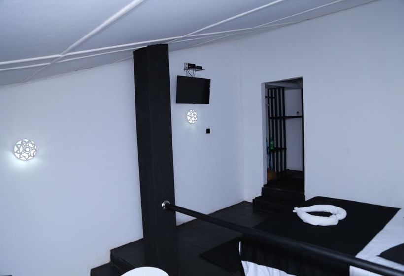 ホテル Tulip Of Ceylon Nature Resort