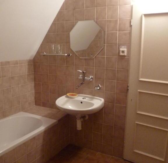 בית מלון כפרי U Apoštola