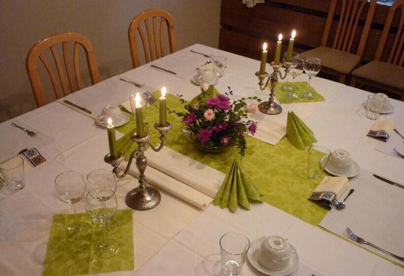 בית מלון כפרי U Apoštola