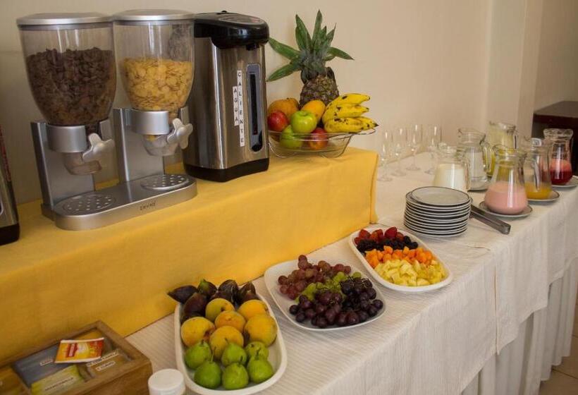 酒店 Victoria Plaza