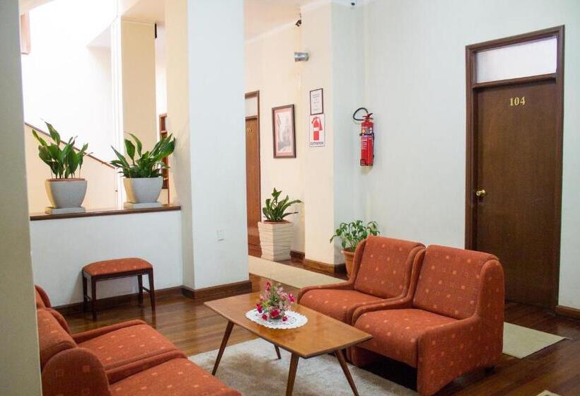 هتل Victoria Plaza