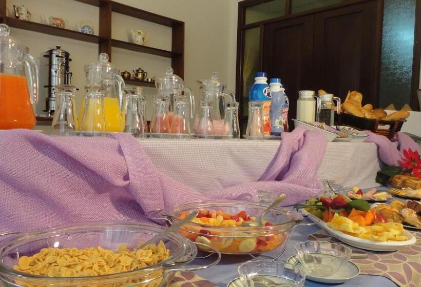 酒店 Victoria Plaza