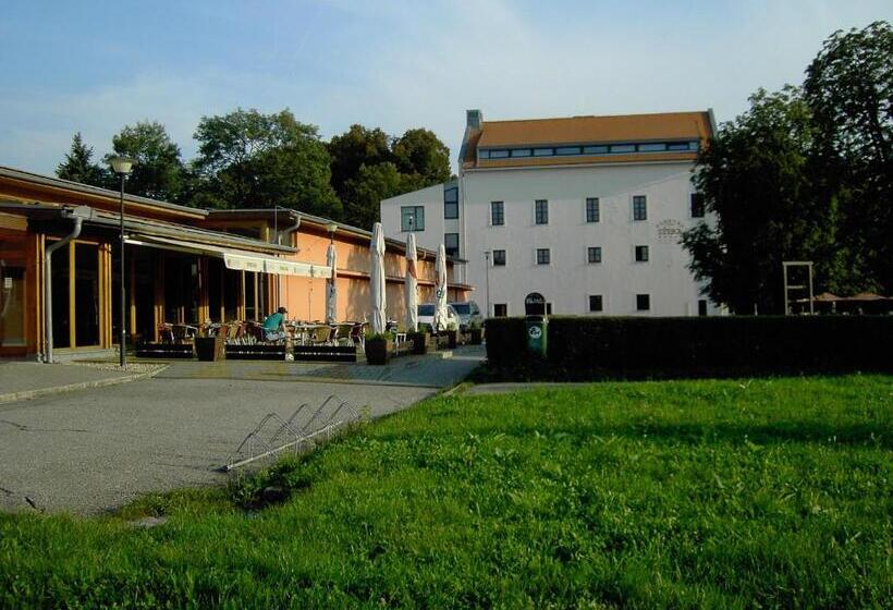 酒店 Zámecká Sýpka