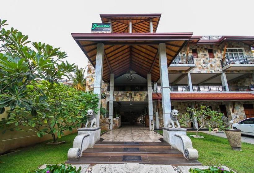 Jasmin Villa Ayurveda Resort