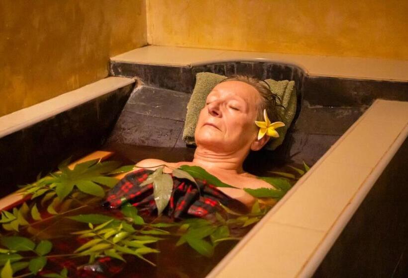 Jasmin Villa Ayurveda Resort