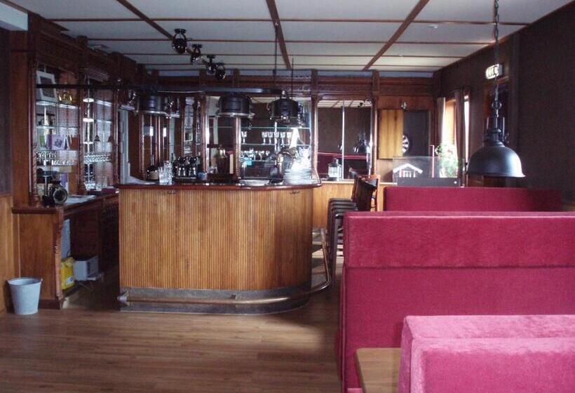 ホテル Villa Solviken