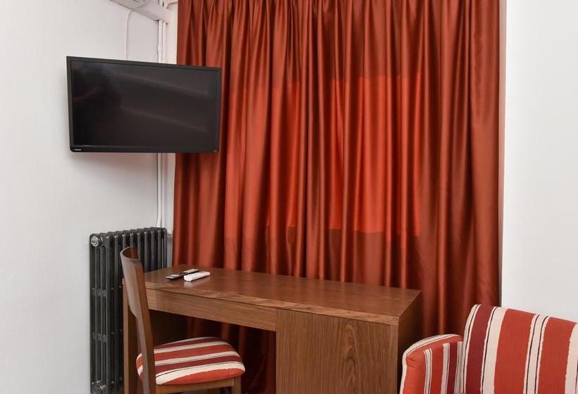 مُتل Nou Parador De Gualda