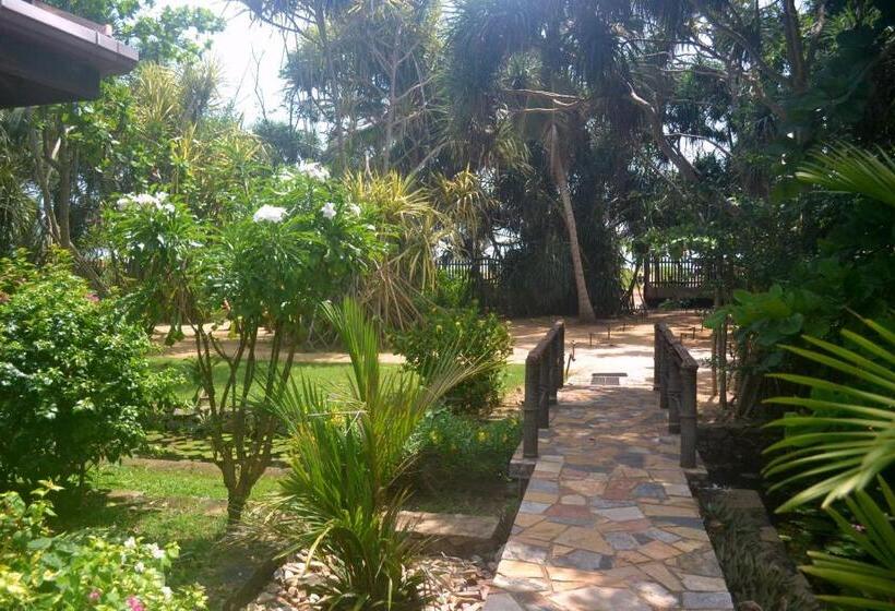 Puetz Travels Beach Resort