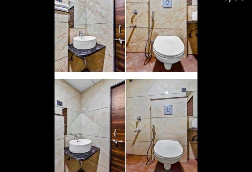 فندق Mangal Residency Rooftop Pool