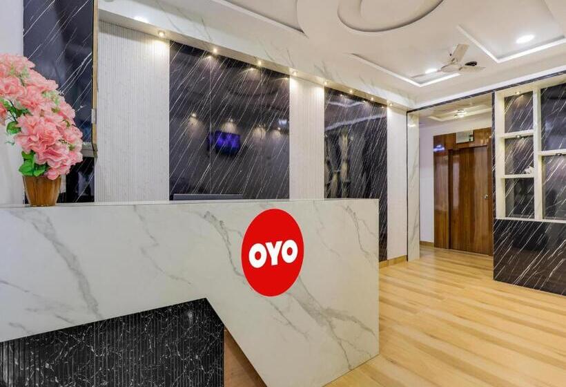 Oyo Hotel Bhanu Villa