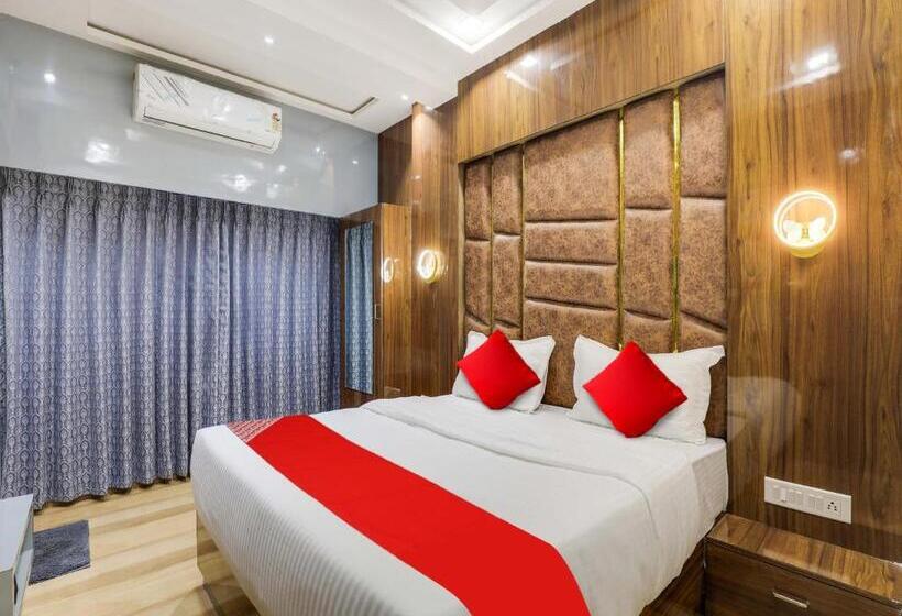 Oyo Hotel Bhanu Villa