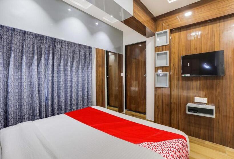 Oyo Hotel Bhanu Villa