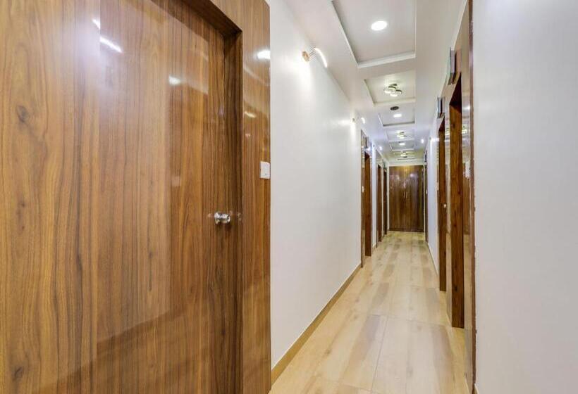 Oyo Hotel Bhanu Villa