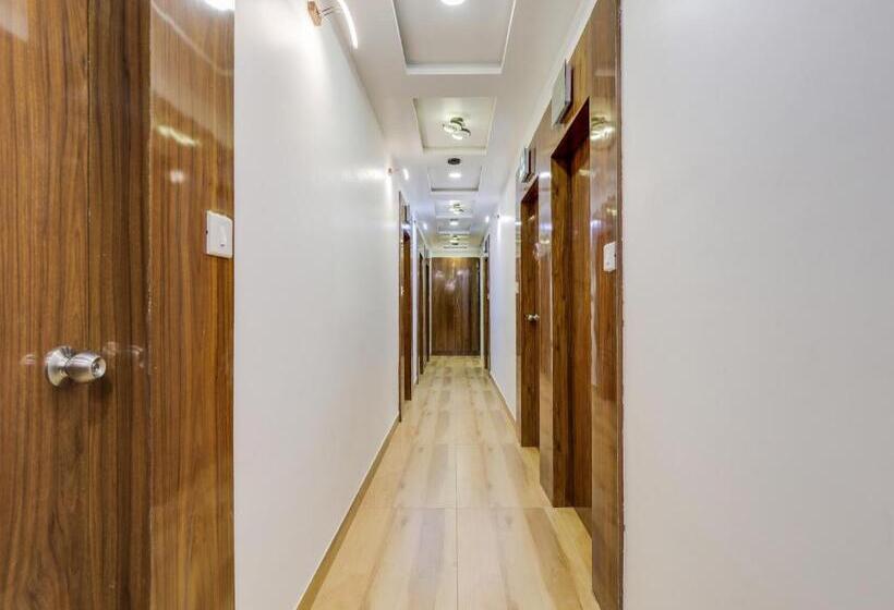 Oyo Hotel Bhanu Villa