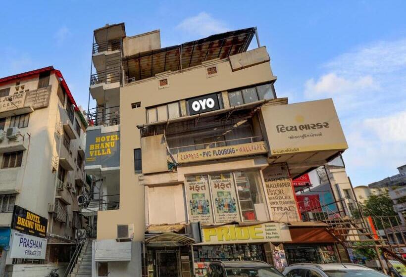 Oyo Hotel Bhanu Villa