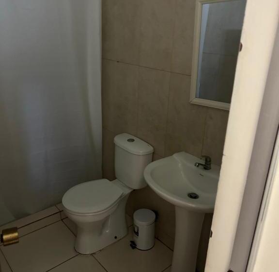 بنسيون Hostal Obispo Labbé