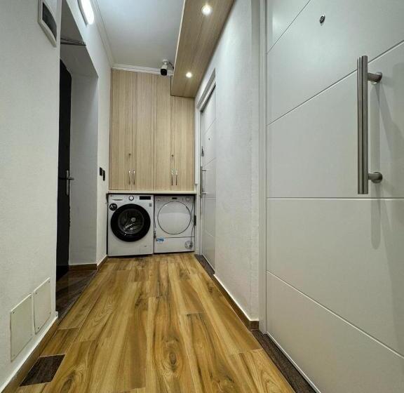 بنسيون Keli’s Apartment