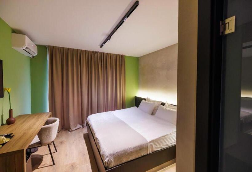 هتل 1863 Boutique