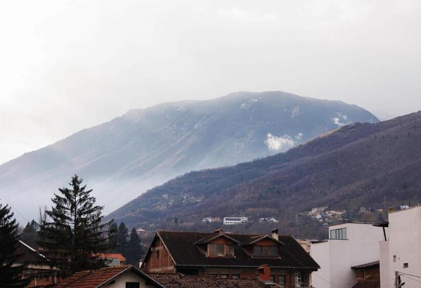 هتل 1863 Boutique