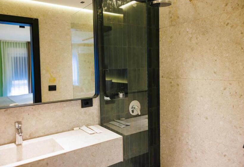 هتل 1863 Boutique