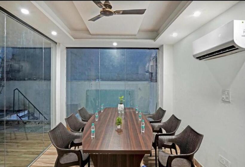 בית מלון כפרי Bellmore Stay