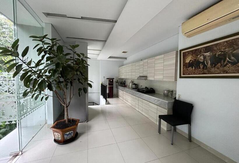 פנסיון Annie Kuca