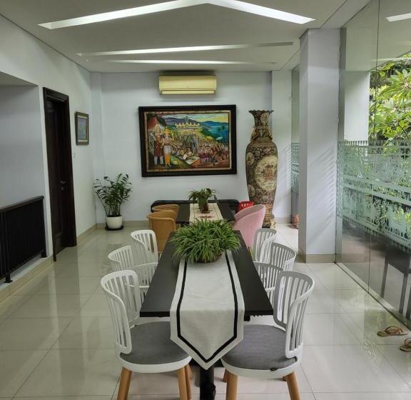 פנסיון Annie Kuca