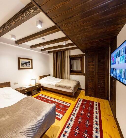 هتل Kulla E Zenel Beut