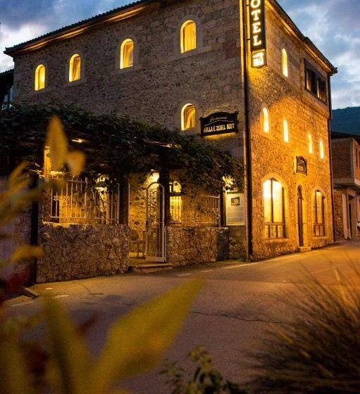 هتل Kulla E Zenel Beut