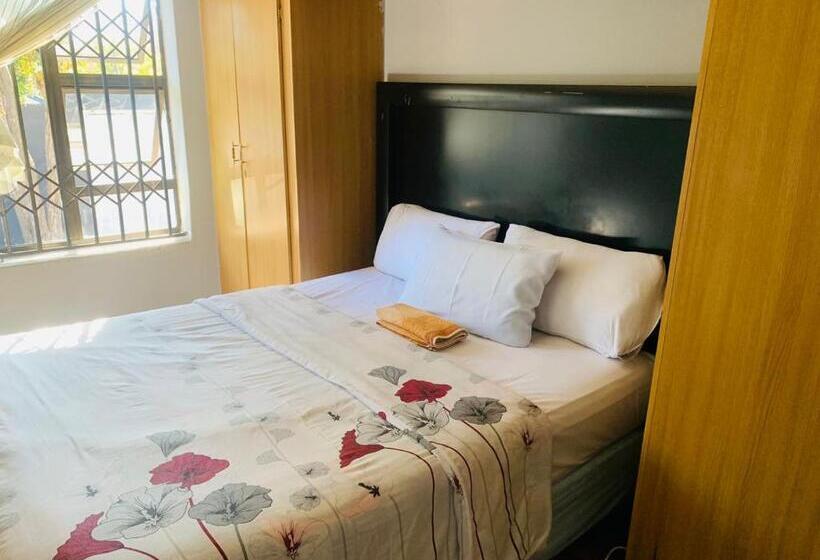 بنسيون Slumber Lake Guest House