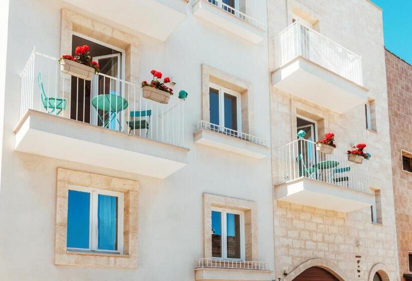 Fema B&b Housea Travel