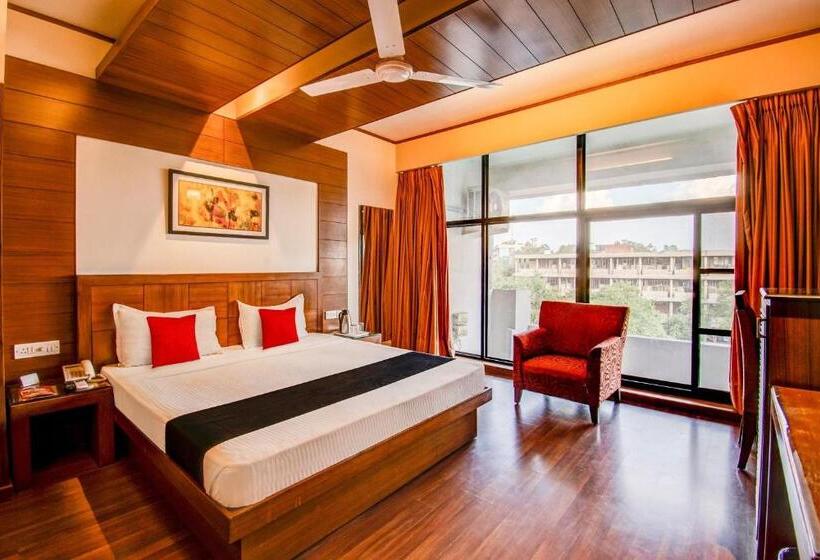 فندق Capital O Broadway