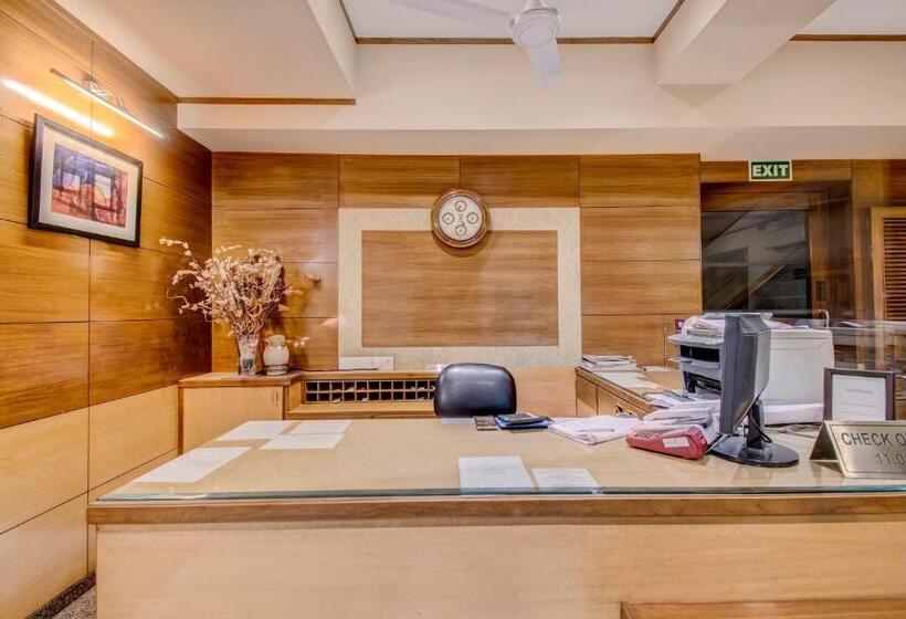 فندق Capital O Broadway