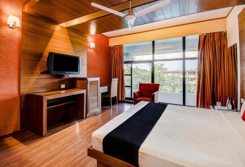 فندق Capital O Broadway