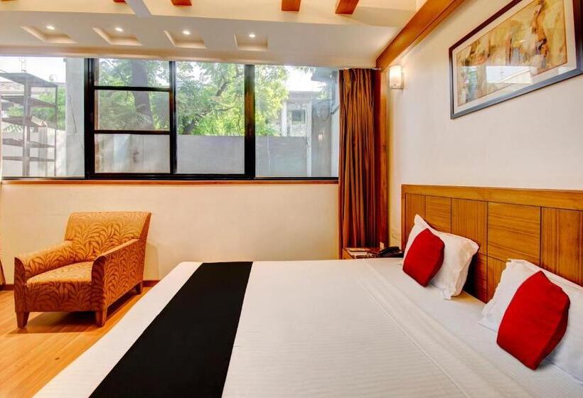 فندق Capital O Broadway