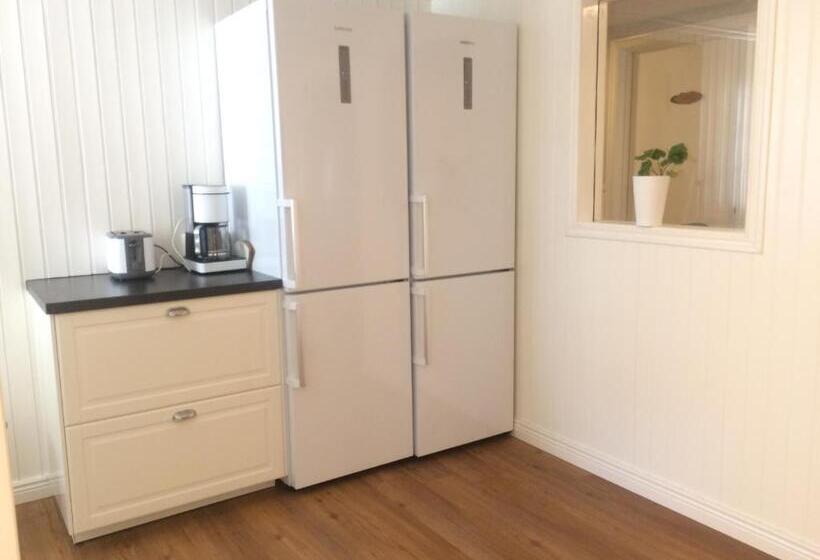 ユースホステル Efs Höllviksstrand