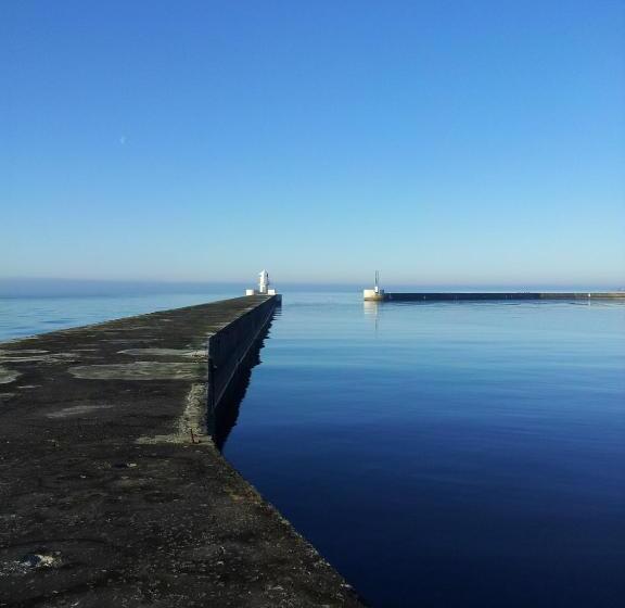 호스텔 Efs Höllviksstrand